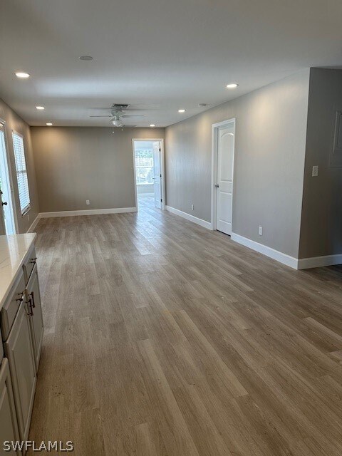 Building Photo - 25168 Pinson Dr