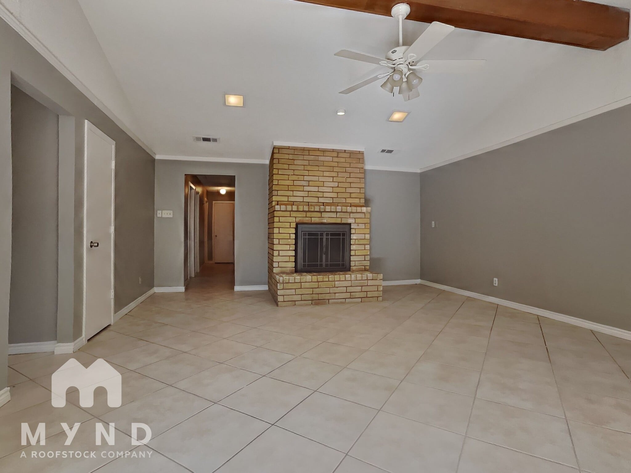 Building Photo - 314 Towne House Ln