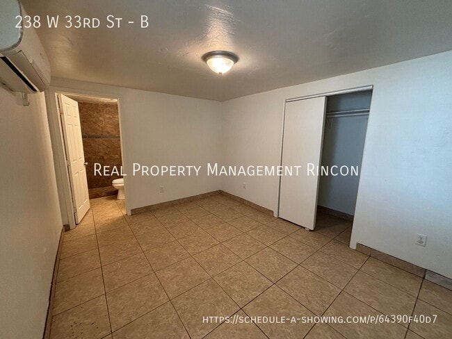 Building Photo - 238 W 33rd St