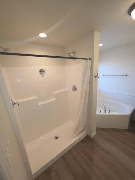 Building Photo - 250 W 1200 S