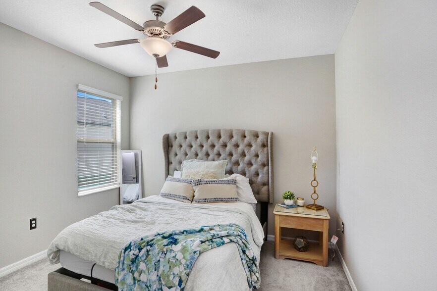 bedroom 6 downstairs - 4918 Wild Senna Blvd