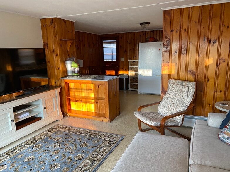 Living room - 44 Prospect St