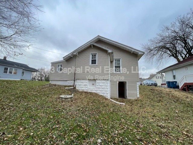 Building Photo - 706 W Johnson St