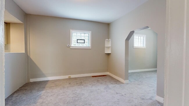 Building Photo - 3191 W 43rd St
