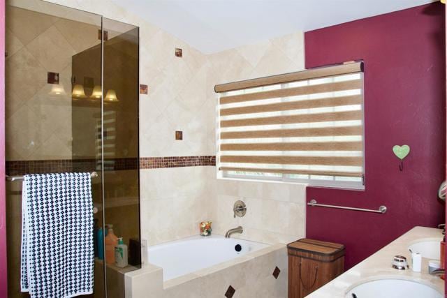 Building Photo - 12156 Via San Loreno