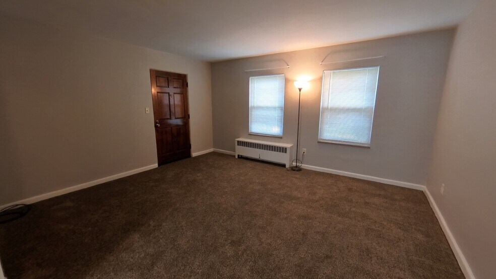 Building Photo - 1216 North Plum Street