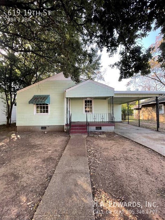 Primary Photo - 619 19th St