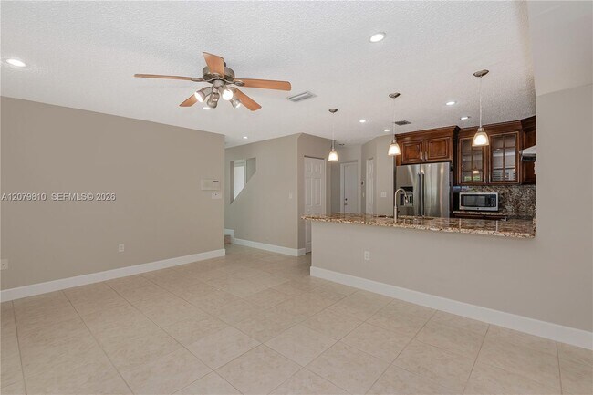 Building Photo - 1397 Harbour Side Dr
