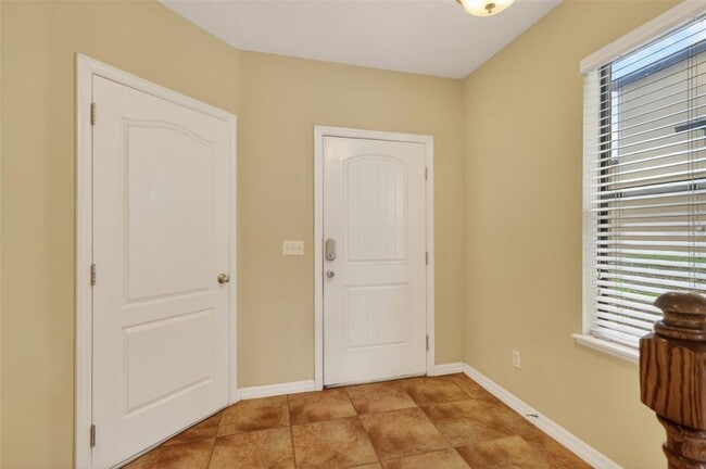 Building Photo - 2299 Aloha Bay Ct