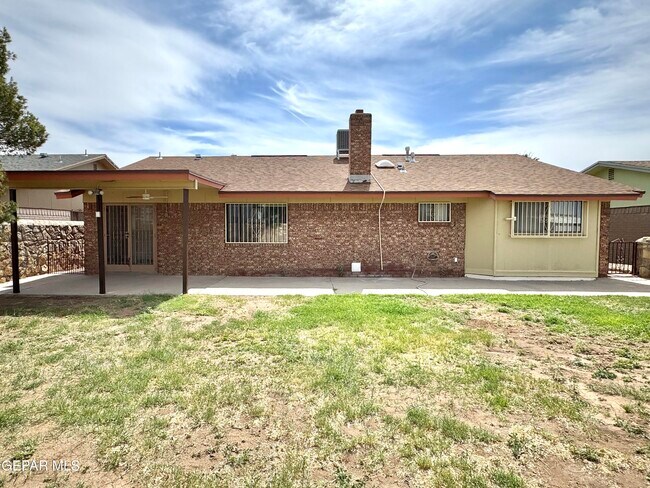 Building Photo - 1817 Hugh Royer Pl