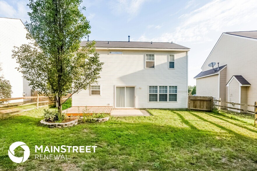 Building Photo - 12626 Deaton Hill Dr