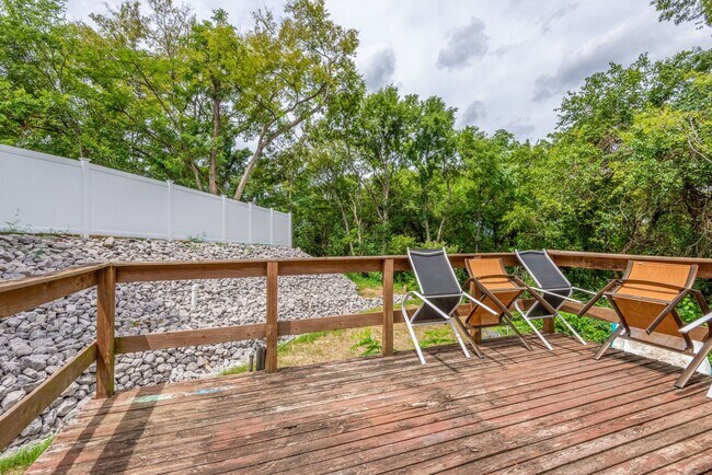 Building Photo - Charming 4BR/2BA Home in South Nashville – Great Location!