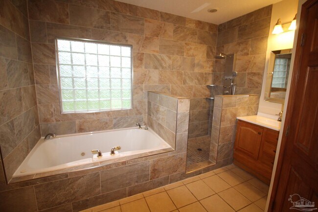 Building Photo - 8316 Antioch Ct