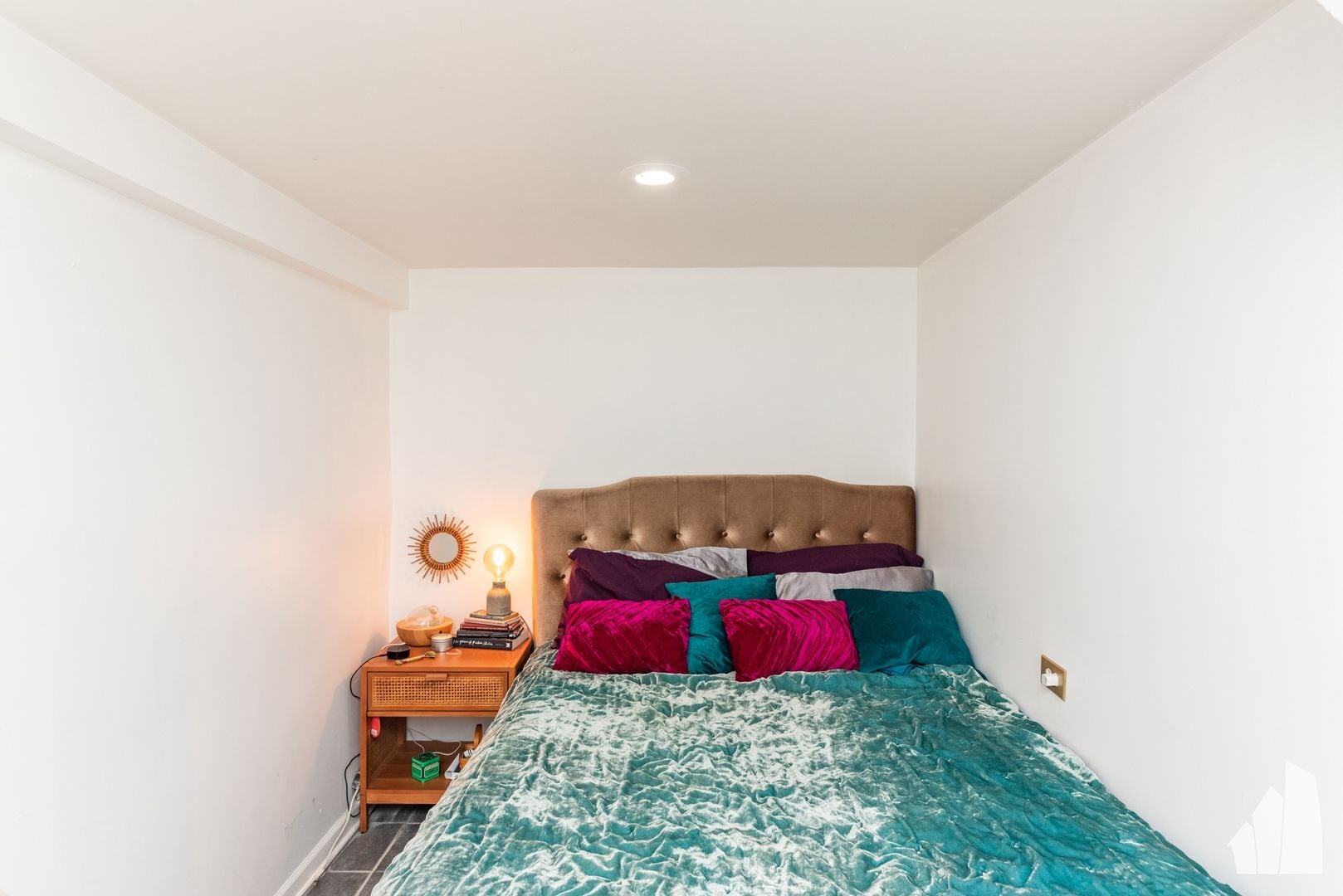 Building Photo - 2005 W Race Ave