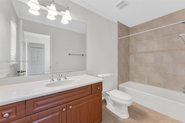 Building Photo - 13909 SW 86th Ct