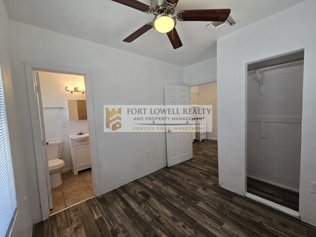 Building Photo - One Bedroom with Yard at Stonedale Apartme...