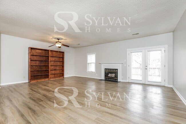 Building Photo - At Last, This Is What You Have Been Searching For!