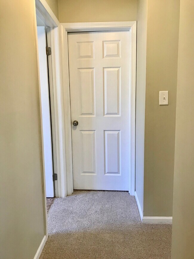 Building Photo - Charming 3 Bedroom, 2 Bathroom Home in Perry Township!