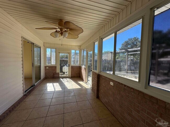 Building Photo - 8096 Castle Pointe Way