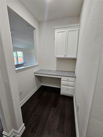 Building Photo - 3105 Euclid Way