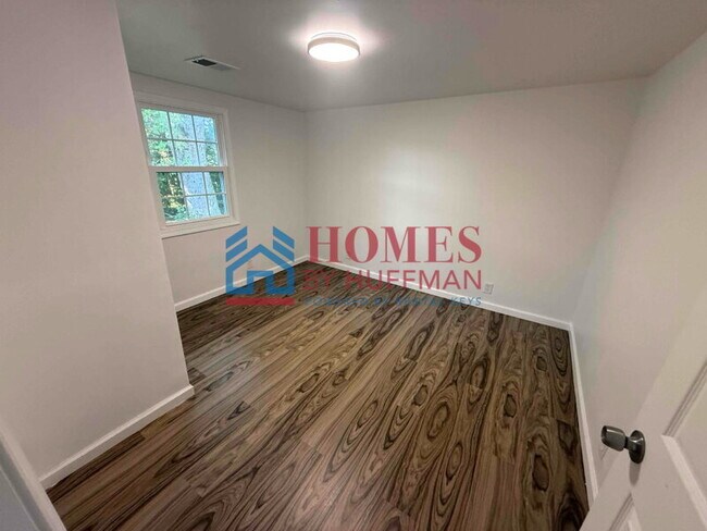 Building Photo - Three Bedroom House | Boonville, Indiana | December Move In Special
