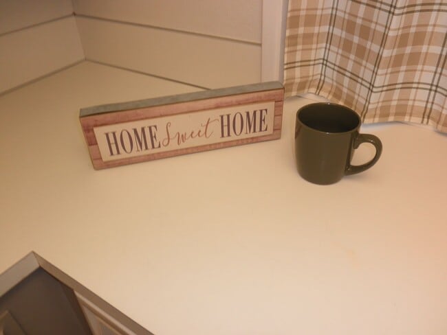 Building Photo - On cul de sac