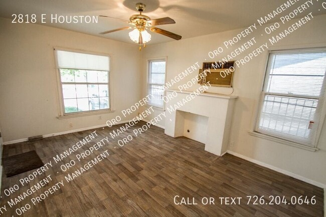 Building Photo - Close to Local Amenities and Downtown