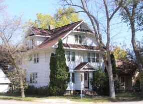 Building Photo - 311 10th St NW