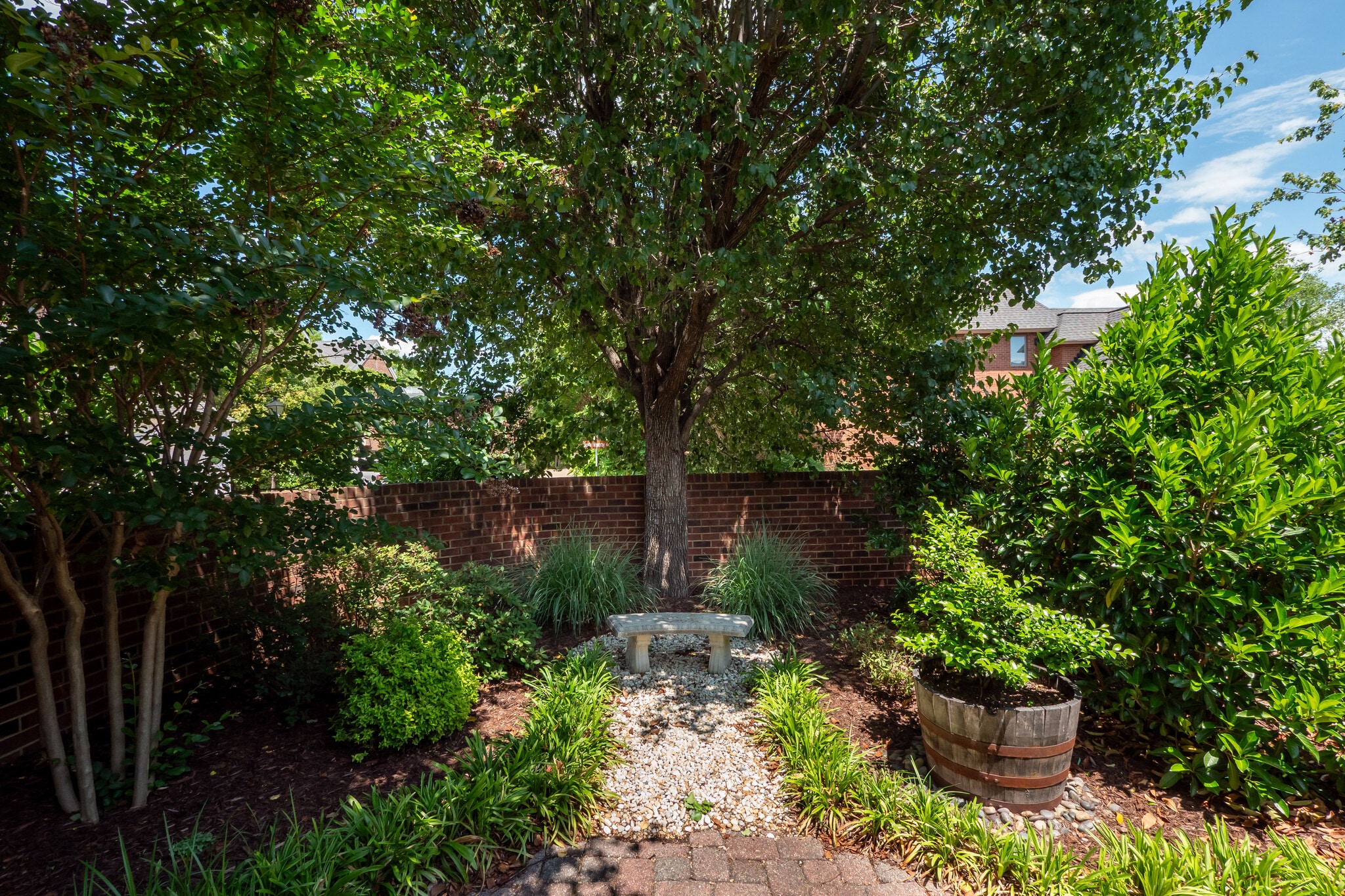 Building Photo - 338 W Olney Rd