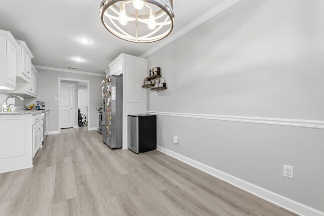 Building Photo - Mins from LRAFB with Solar panels