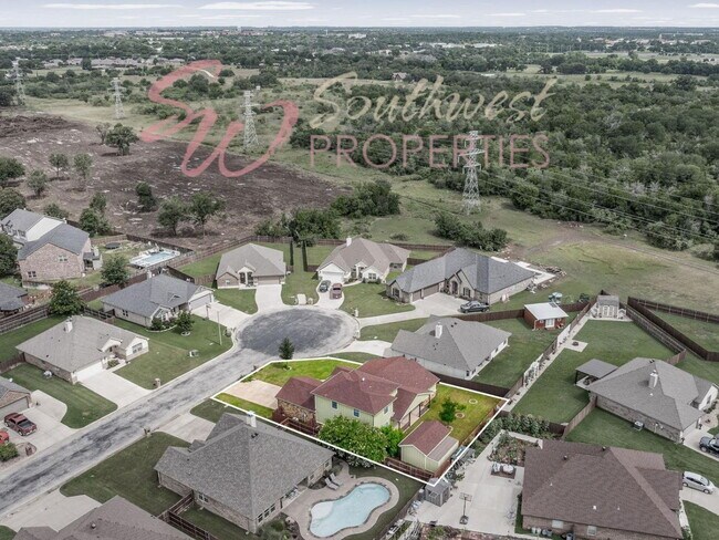 Building Photo - Stunning 5 bedroom, 3.5 bath in Elk Ridge Estates!
