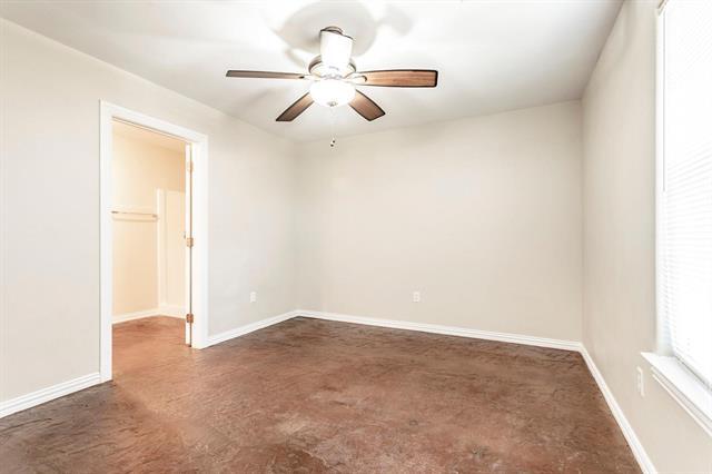 Building Photo - 206 Pr 4573