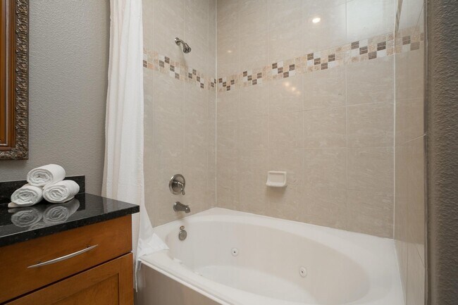 Building Photo - 2299 Lone Star Dr