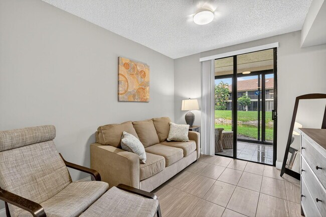 Building Photo - 7773 La Mirada Dr