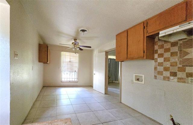 Building Photo - 8224 Campanella Dr