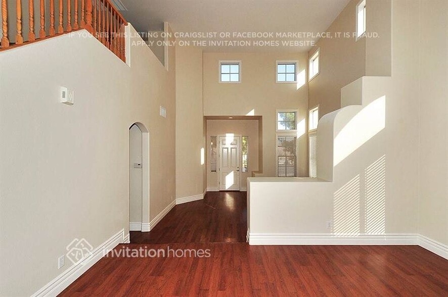 Building Photo - 3501 Mountain Park St