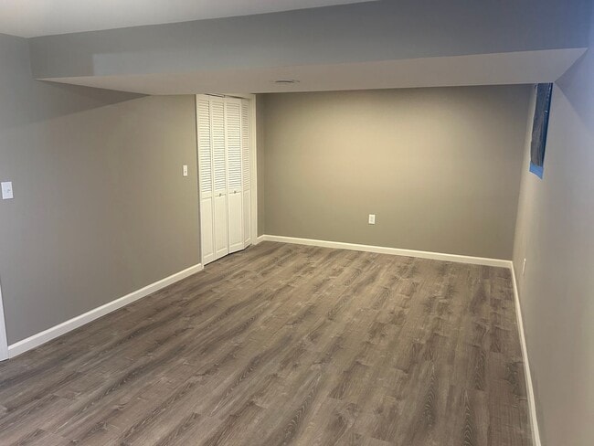 Building Photo - AVAILABLE NOW! Beautiful 3 Newly Rehabbed ...