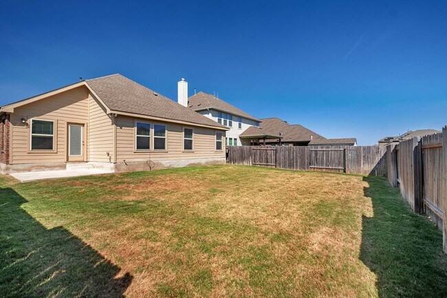 Building Photo - Newly Built 3 Bedroom, 2 Bath Home in Aval...