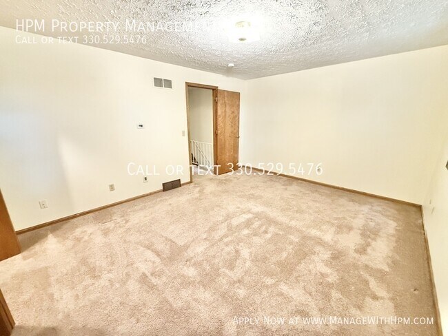Building Photo - 2379 Ashdale St NW