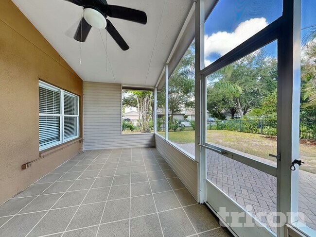 Building Photo - 6137 Skylarkcrest Dr