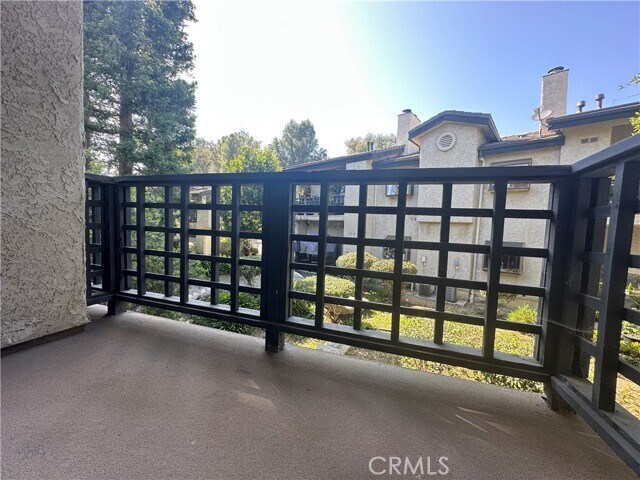 Building Photo - 5736 Skyview Way