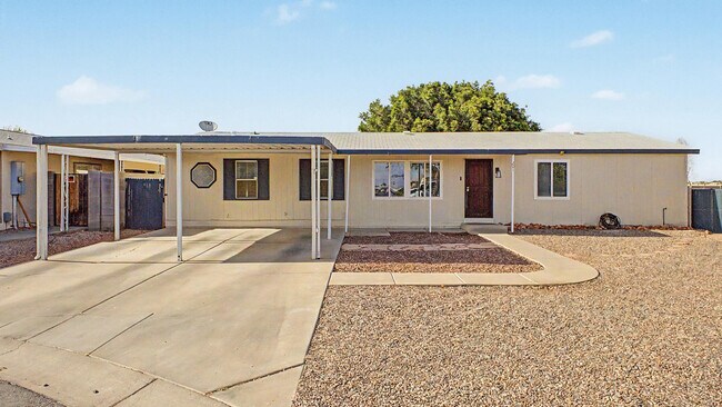 Building Photo - 8601 N 103rd Ave