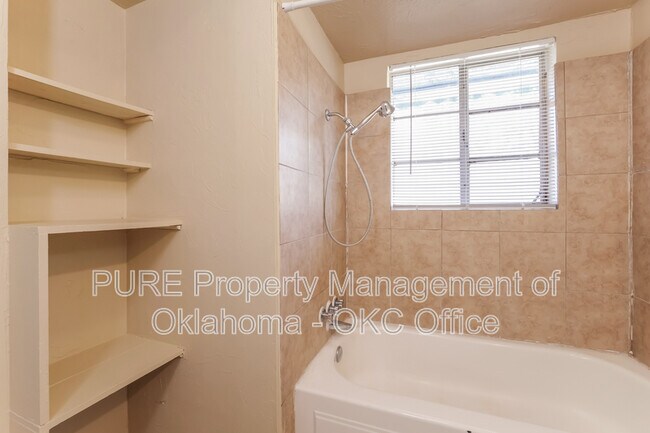 Building Photo - NW 22nd Street - 2236