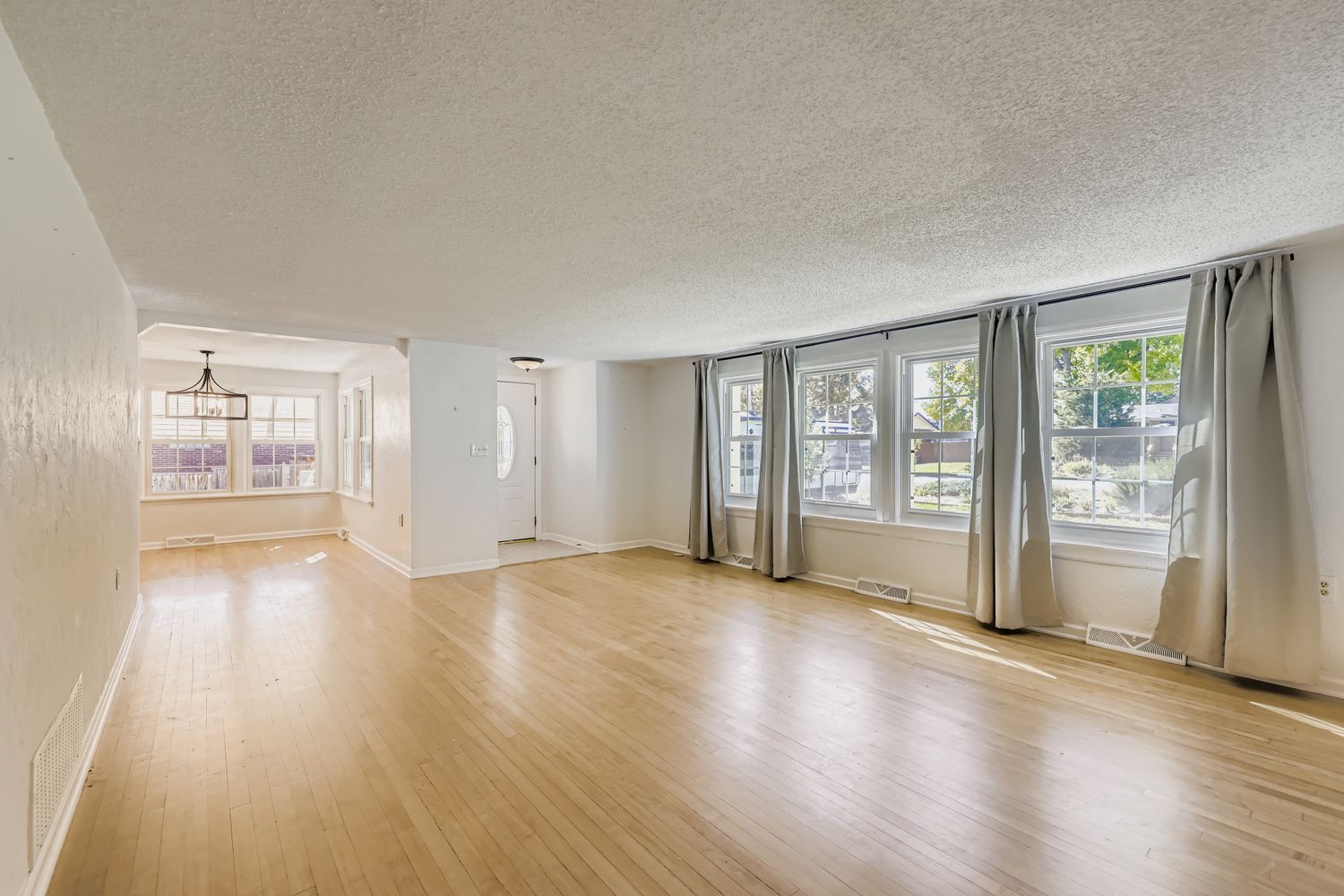 Building Photo - 30 S Hoyt St