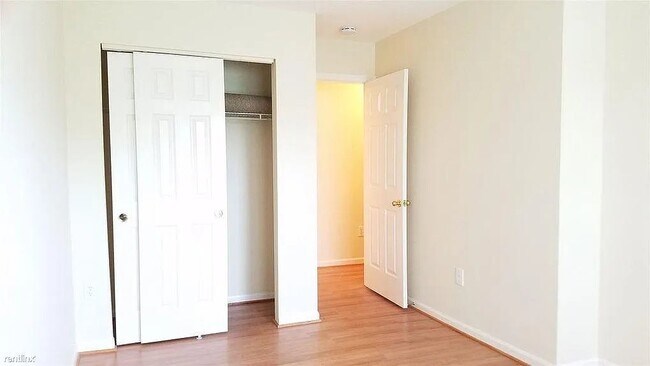 Building Photo - 5208 Duke Ct