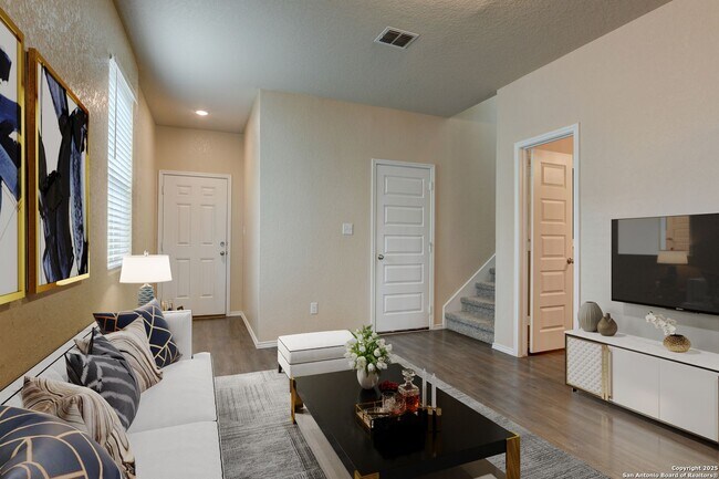 Building Photo - 3931 Somers Crest