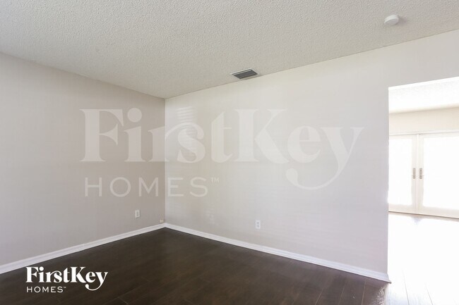 Building Photo - 4729 Windflower Cir