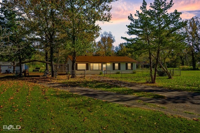 Building Photo - 177 Barbeque Rd