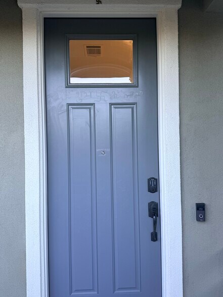 Building Photo - 30722 Sugarmill Ln