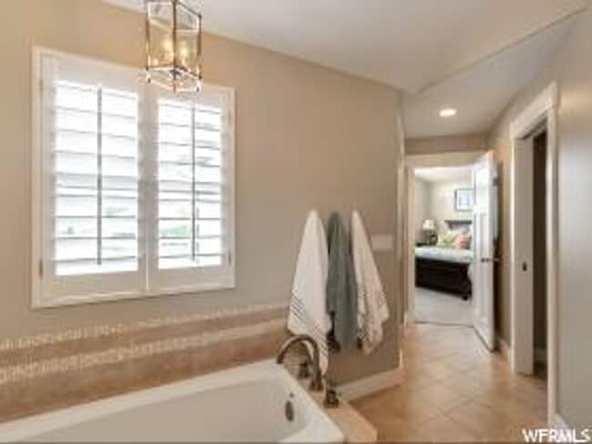 Building Photo - Unique 2 Story Home w attached 2 car